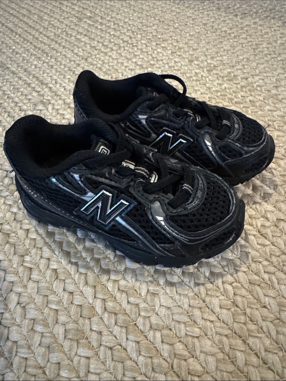 5c New Balance 740 toddler Black Sneakers